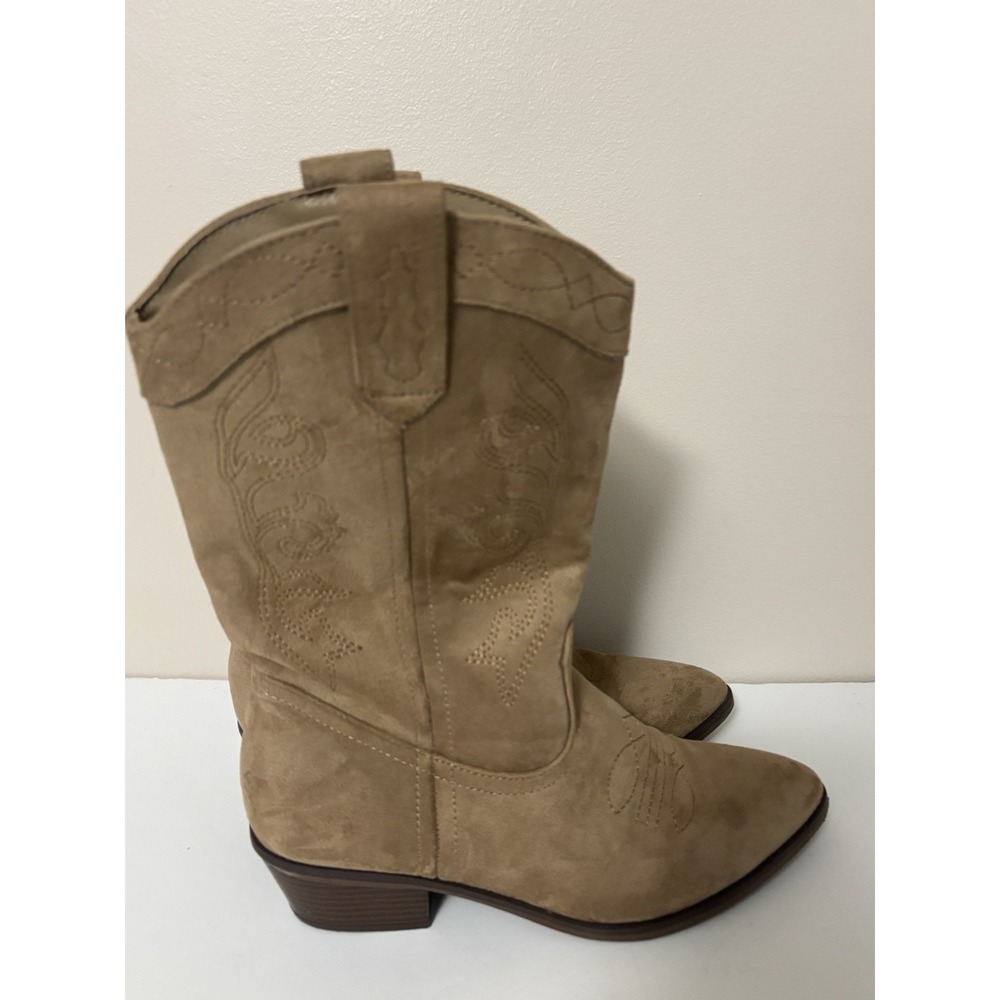 American Eagle womens western boots Size 8 Tan pull on Faux Suede Cowgirl